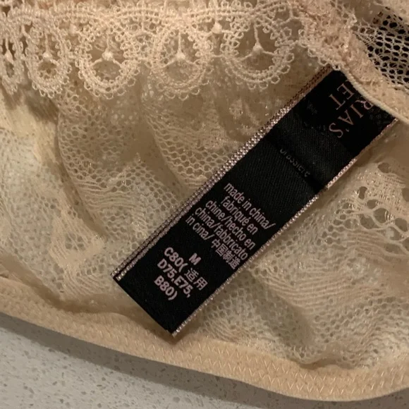 Victoria’s Secret Very Sexy Tie Back Bralette - Picture 8 of 8